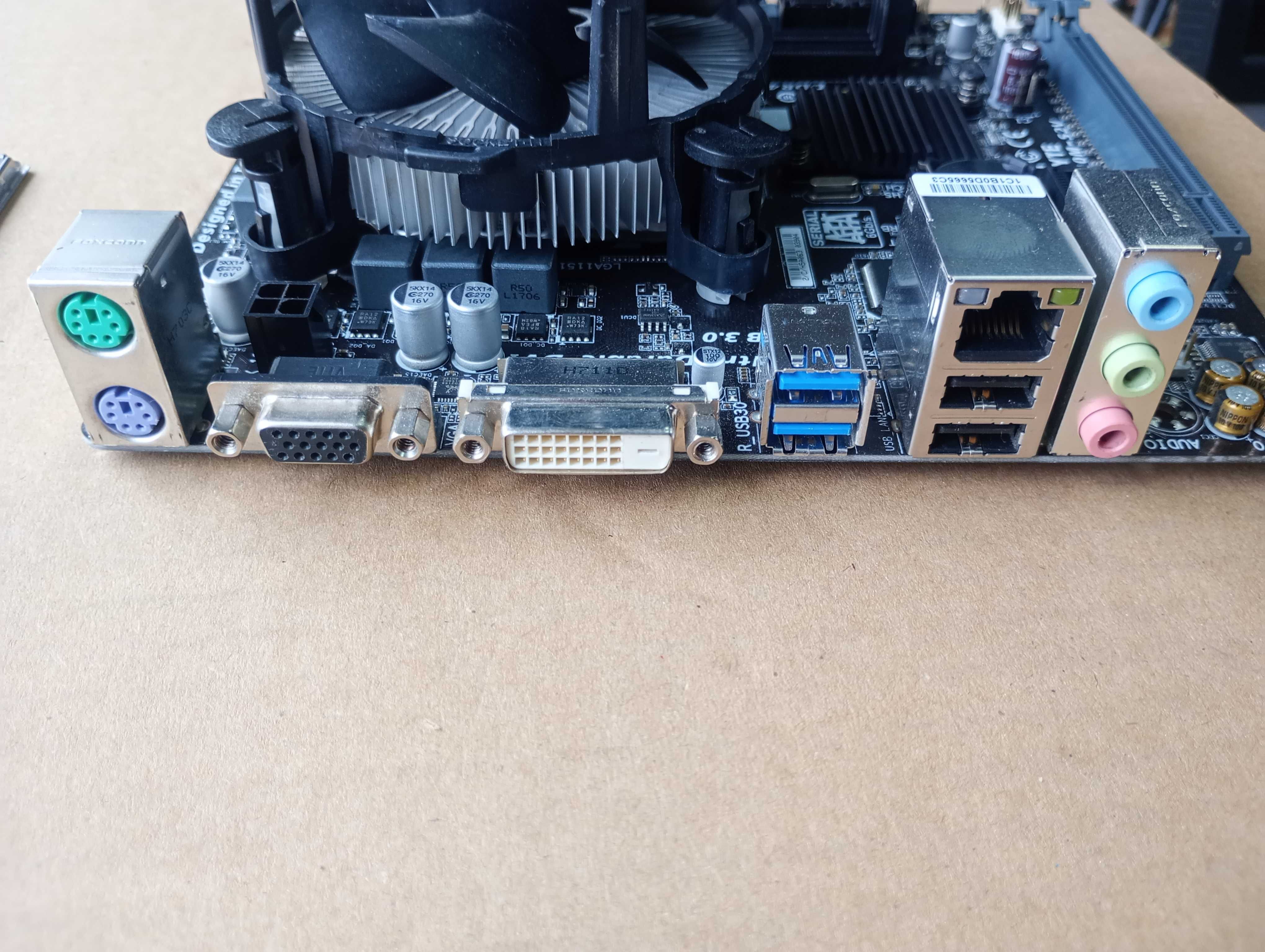 Комплекти s1151 Gigabyte GA-H110M-S2V MicroATX + Pentium G4600 3.60GHz
