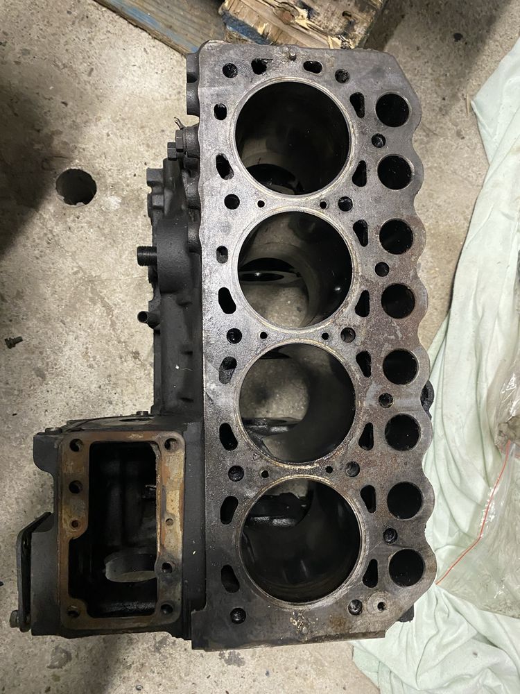 Części do Mitsubishi S4L Silnik diesel 4 cylindry