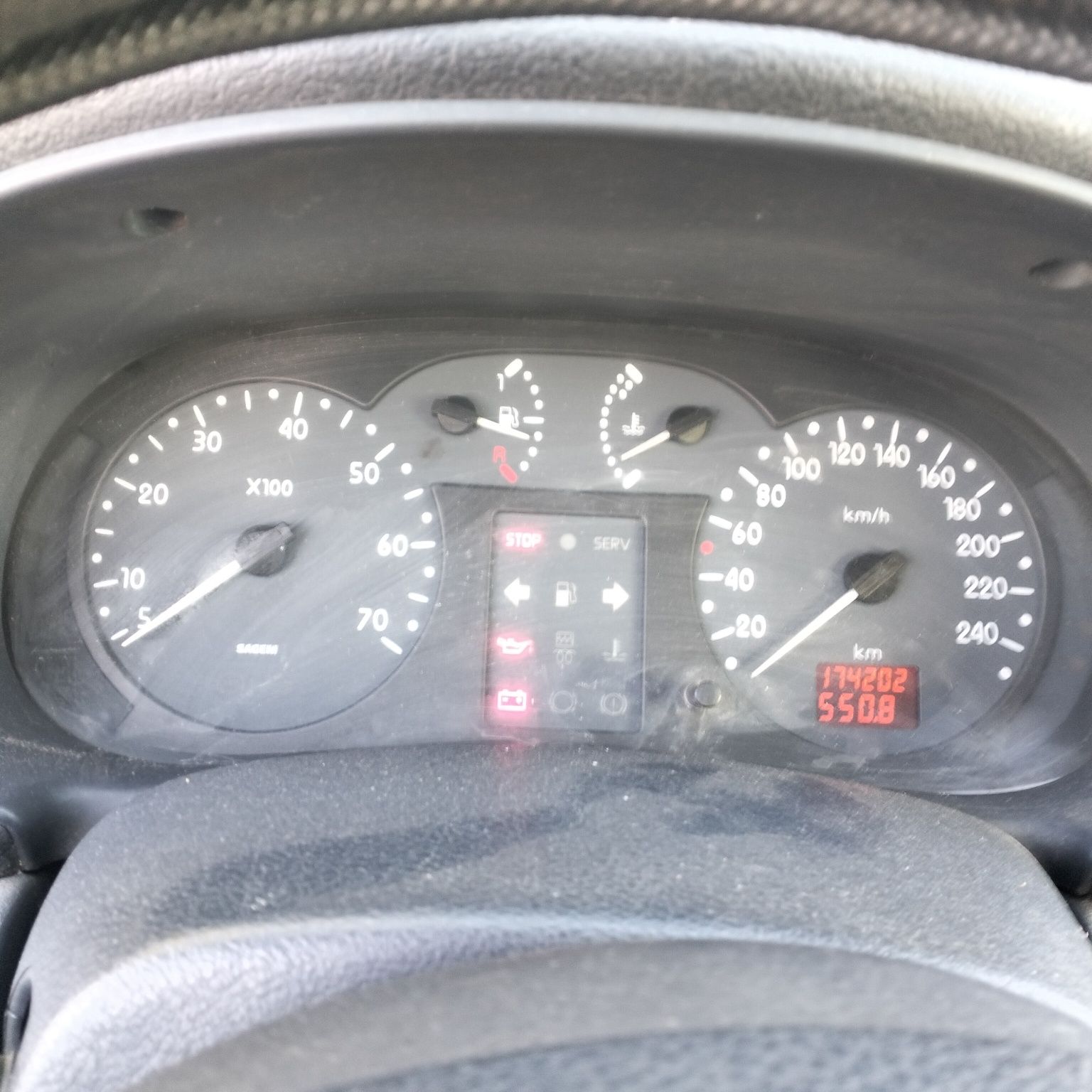 Renault Clio 2 1.2 8v