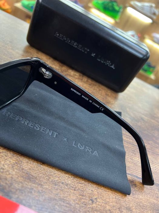 Окуляри Cонцезахисні Represent x Laura Black