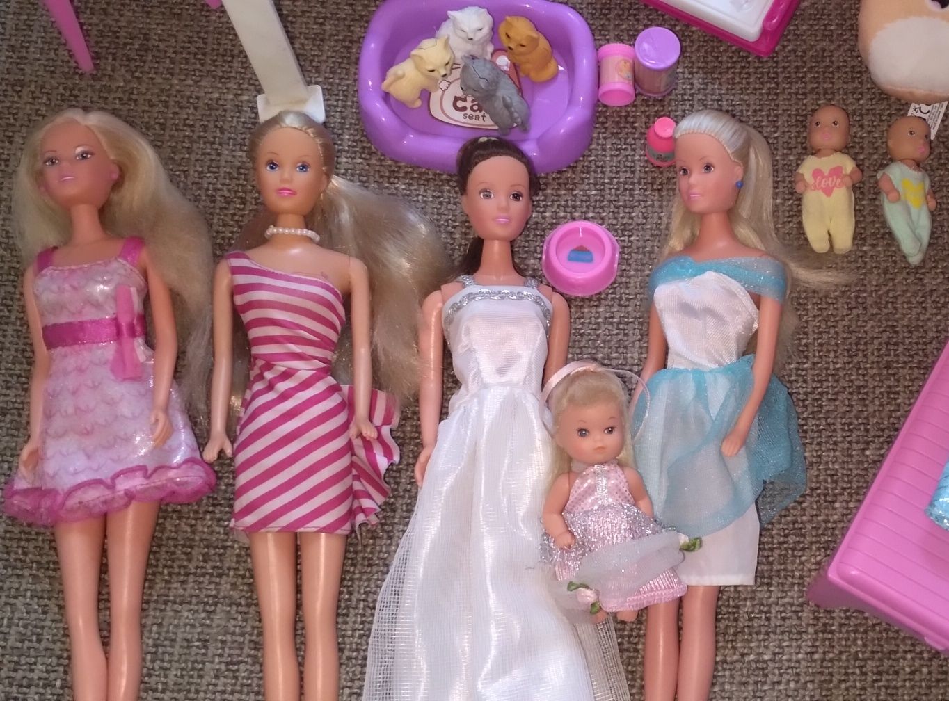Casa Barbie+ bonecas e acessórios