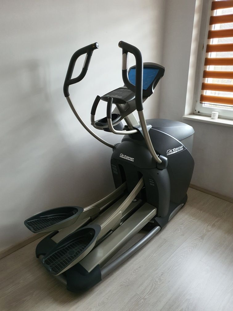 Orbitrek Octane Fitness Pro 3700