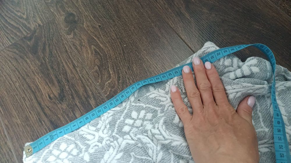 Spodnie z szeroką nagawką 34-36