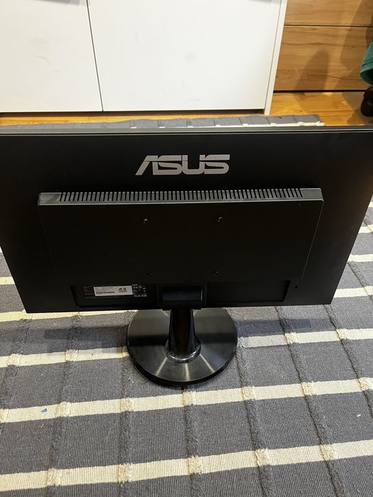 Monitor ASUS 24” Full HD (VA24, 60Hz) – sprawny