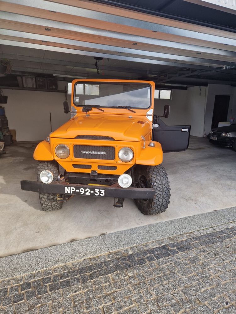 Jipe Toyota BJ 40