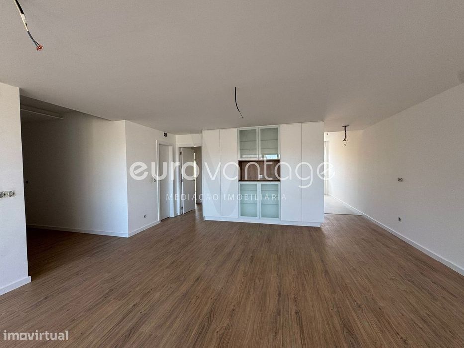 Apartamento T3 Totalmente Remodelado, Leiria