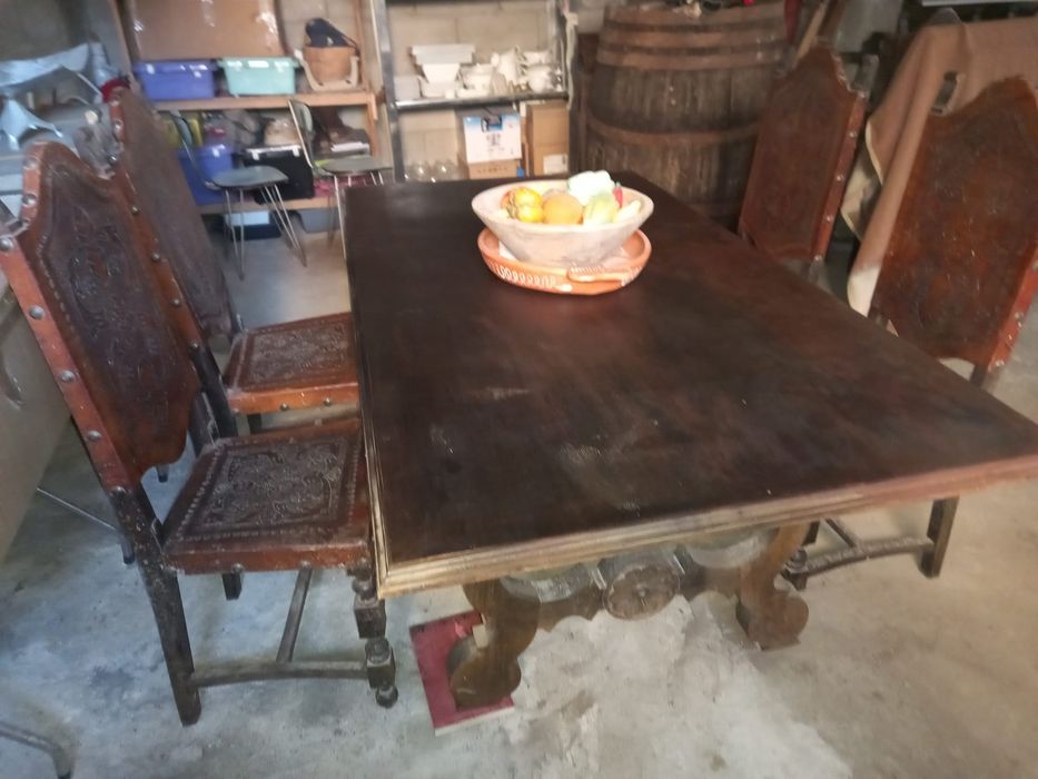 Conjunto Mesa Jantar com 6 cadeiras