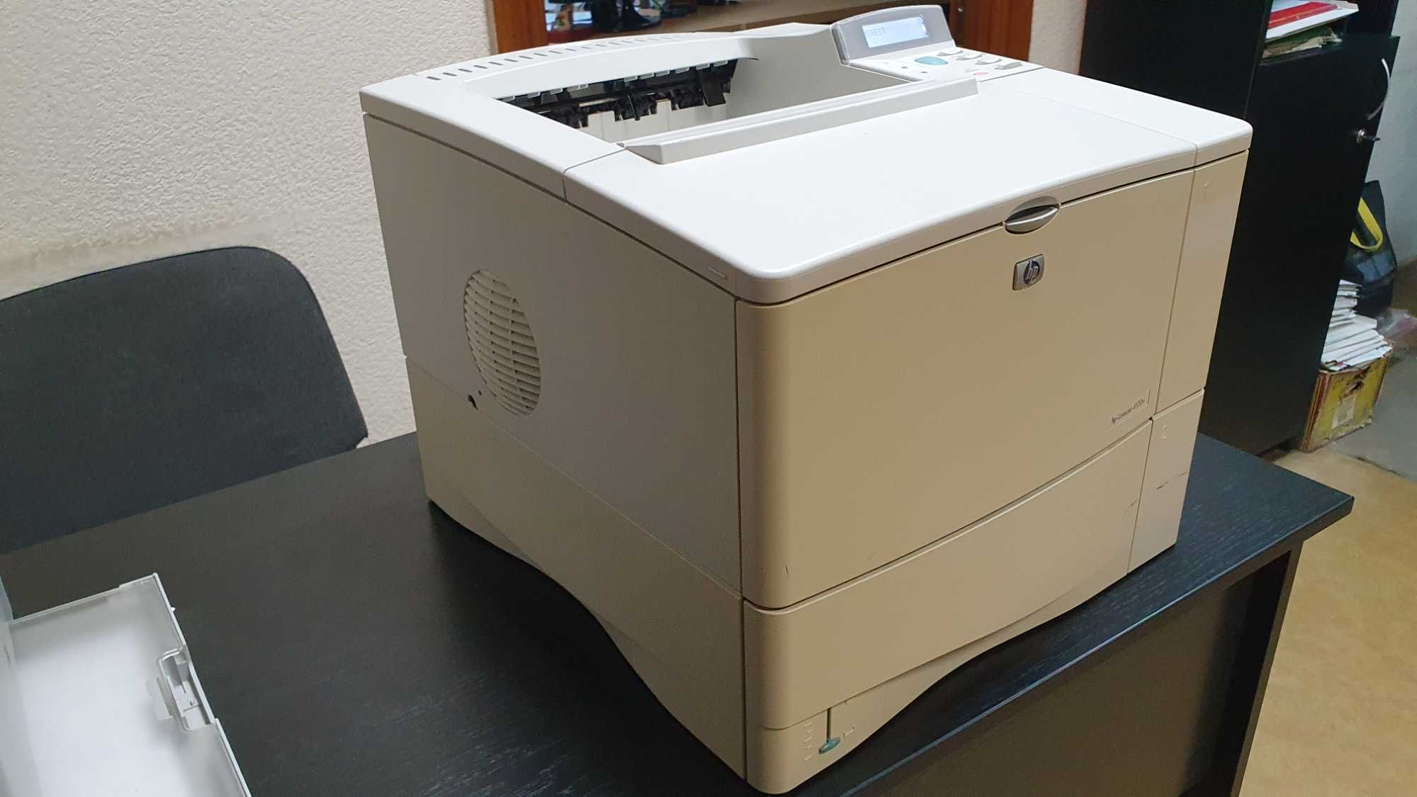 Сетевой лазерный принтер с 2 лотками для бумаги HP LaserJet 4100N