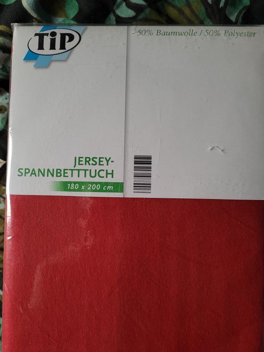 Prześcieradło gumka czerwone nowe 180x200