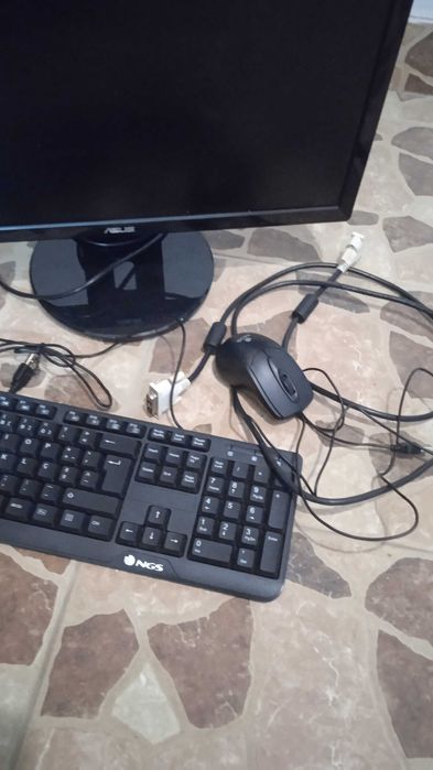 Monitor asus como novo