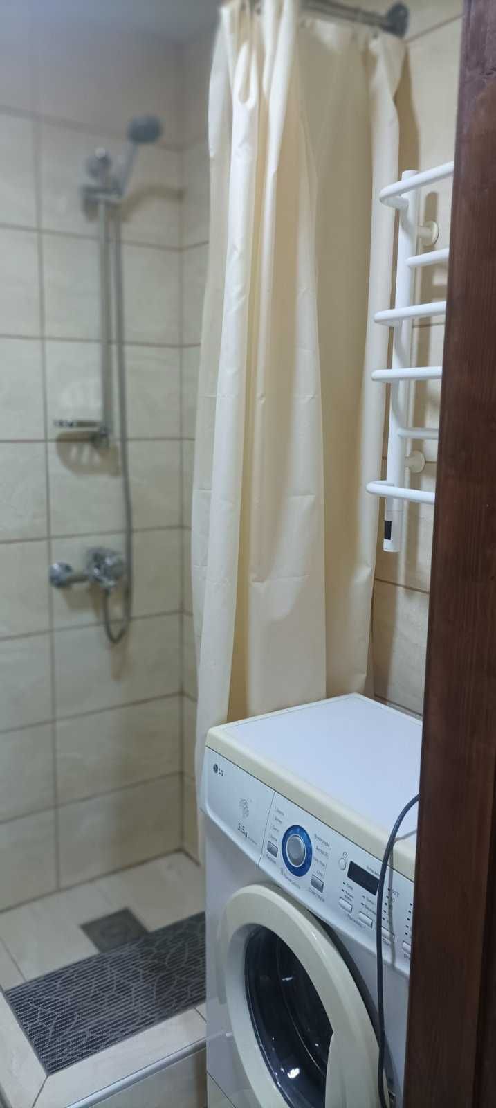 Продам однокімнатну квартиру в центрі Богодухова