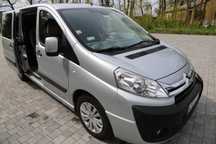 Wynajem Busa 9 osób . Citroen Jumpy  2.0 HDi 128 km Wolne od 06 do 14