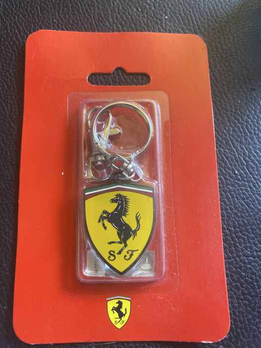 Porta- chaves Ferrari