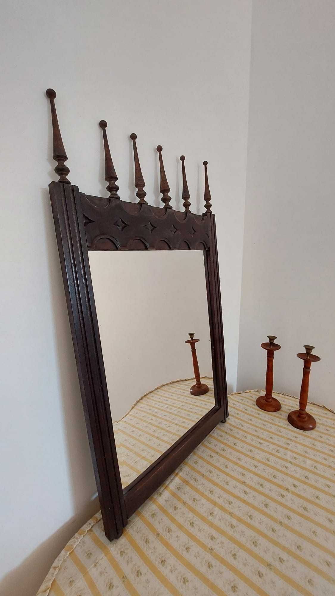 Conjunto de quarto casal  em madeira maciça