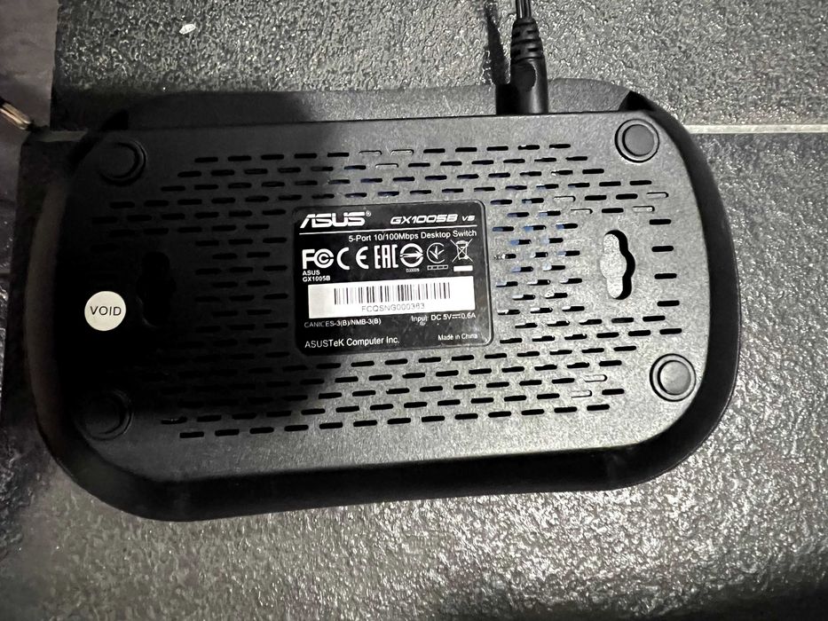 ASUS GX1005B V5 Комутатор 5-портовий 100Мбіт (є 2 шт)