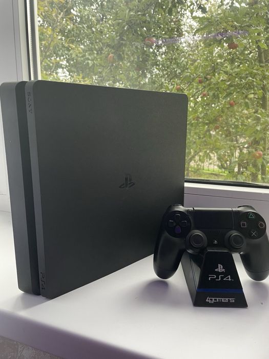 Sony PlayStation 4 Slim