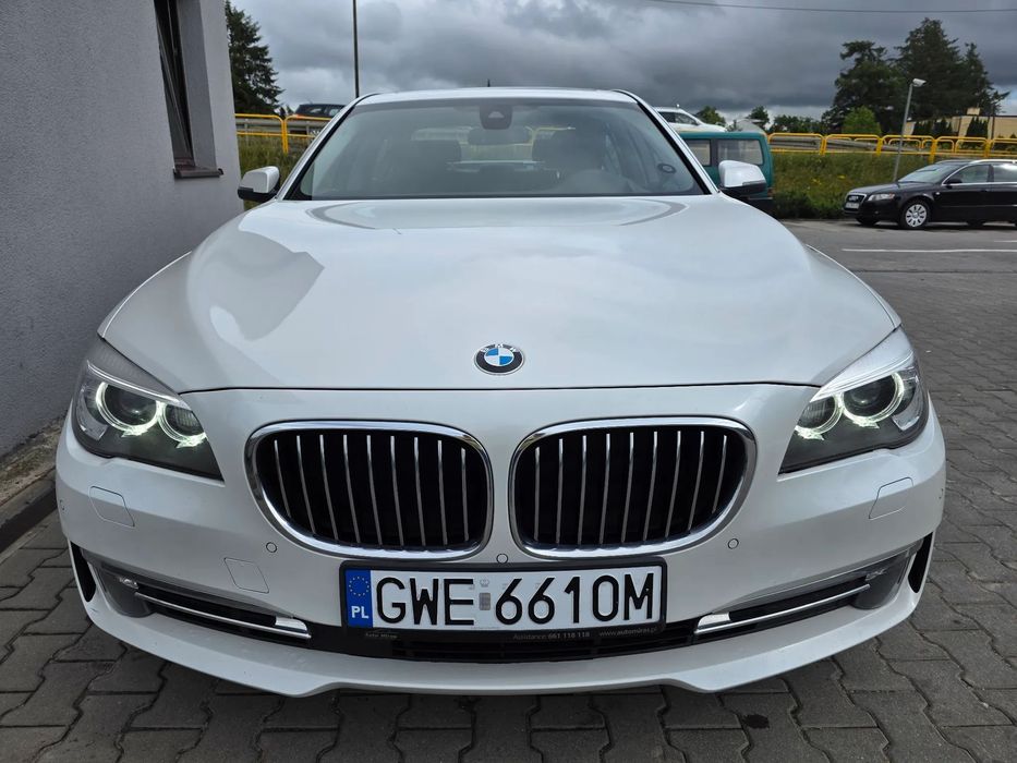 BMW Seria 7 3.0D, 313KM, 8 lat w jednych rękach