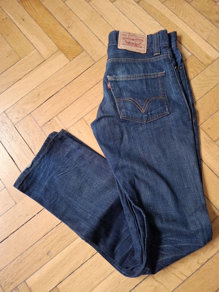 Oryginalne spodnie 511  Levis.
