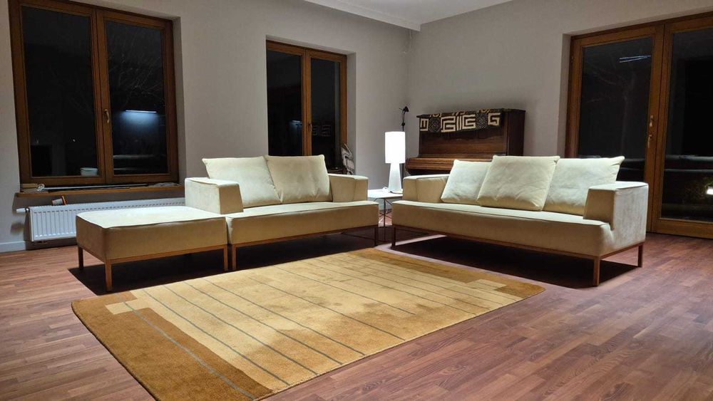 nowoczesny zestaw wypoczynkowy 3 +2 + pufa