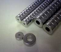 MNO10x4,3x4 MAGNES NEODYMOWY 10x4mm z otworem 4,3mm