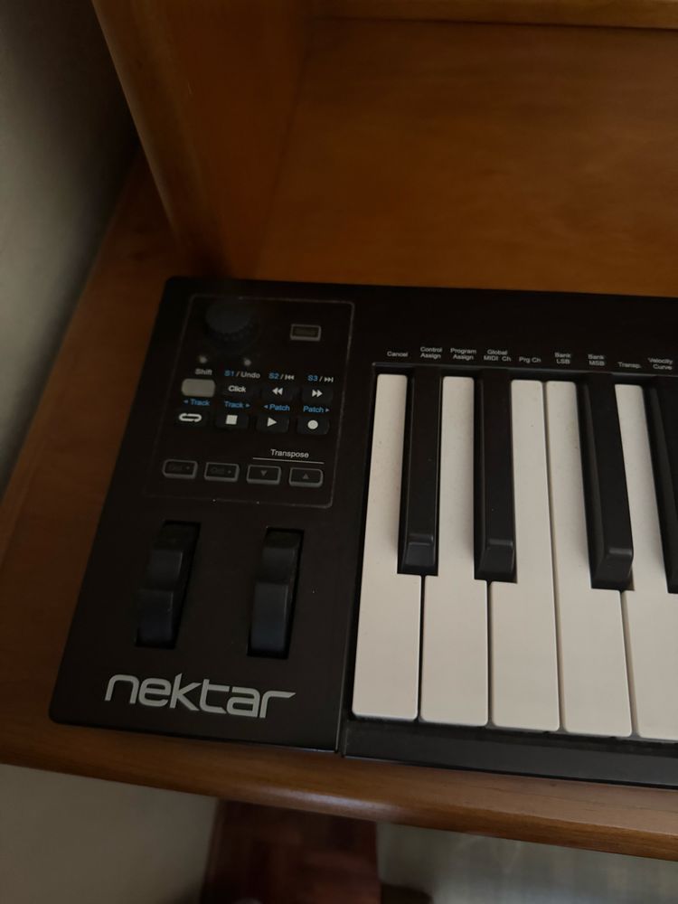 Teclado MIDI Nectar Impact Gx 49