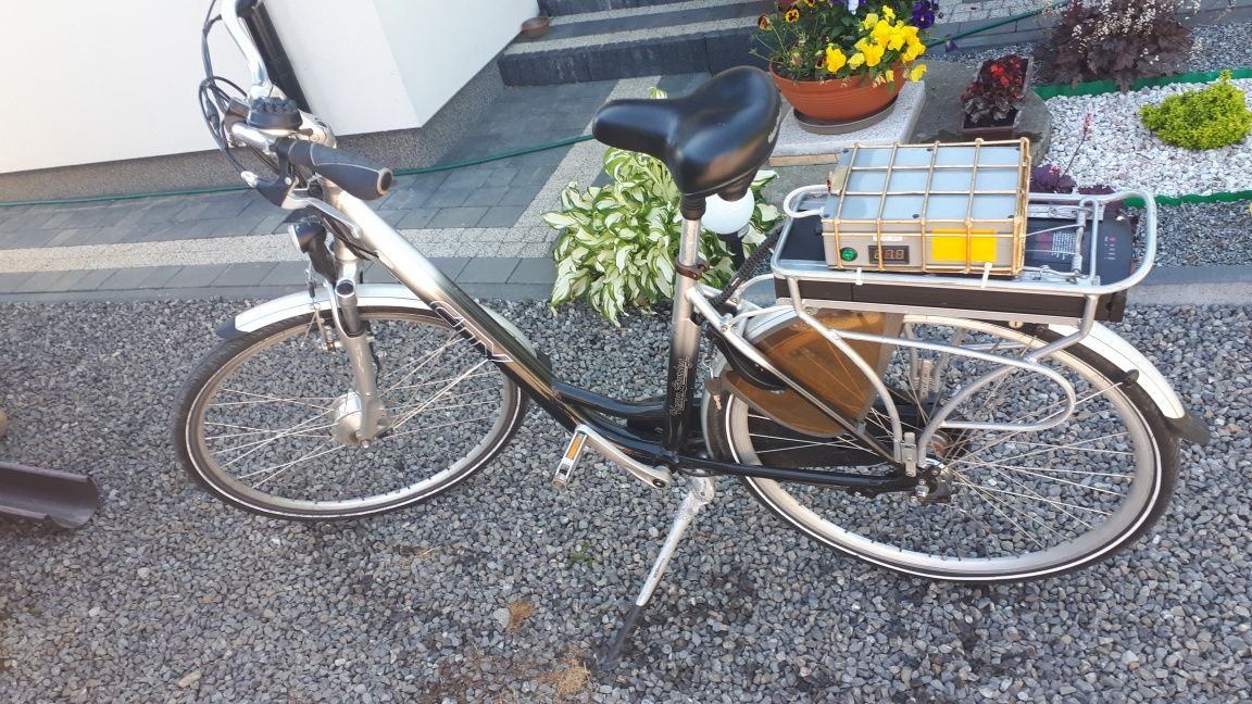 Rower elektryczny  holenderski nowa bateria