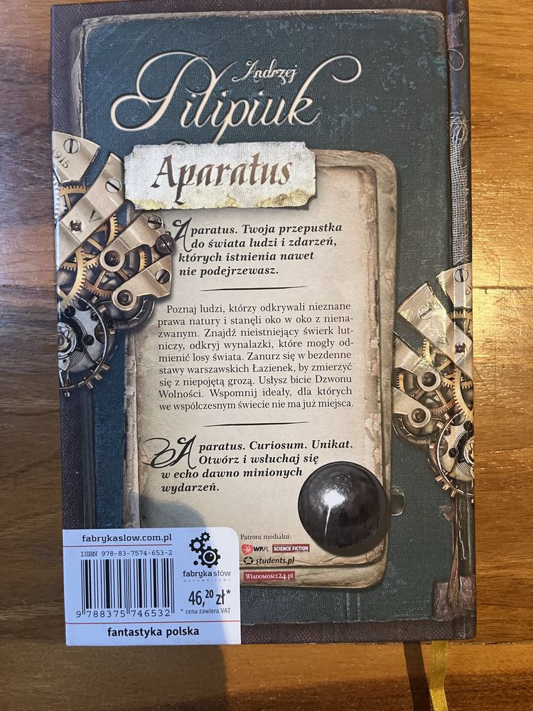 Aparatus  - Andrzej Pilipiuk