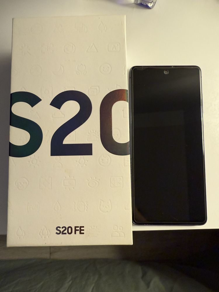 Telefon Samsung  20FE