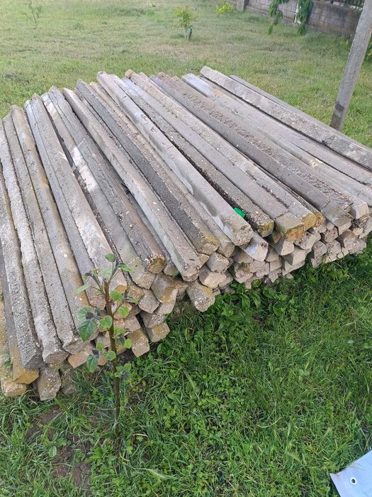 Продам виноградні стовпчики