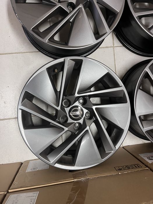 Jantes 17” 5x114.3 Originais Nissan Compativeis Renault Dacia
