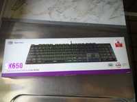 Teclado Cooler Master SK650