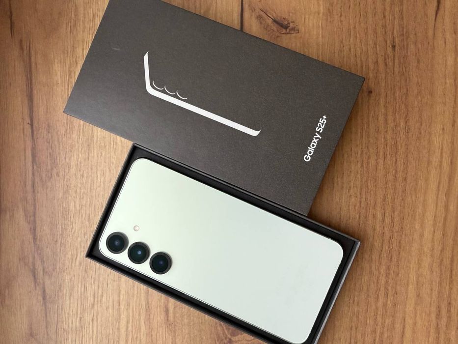 Samsung Galaxy S25 Plus + 12/256Gb Mint New  (SM-S936B/DS)