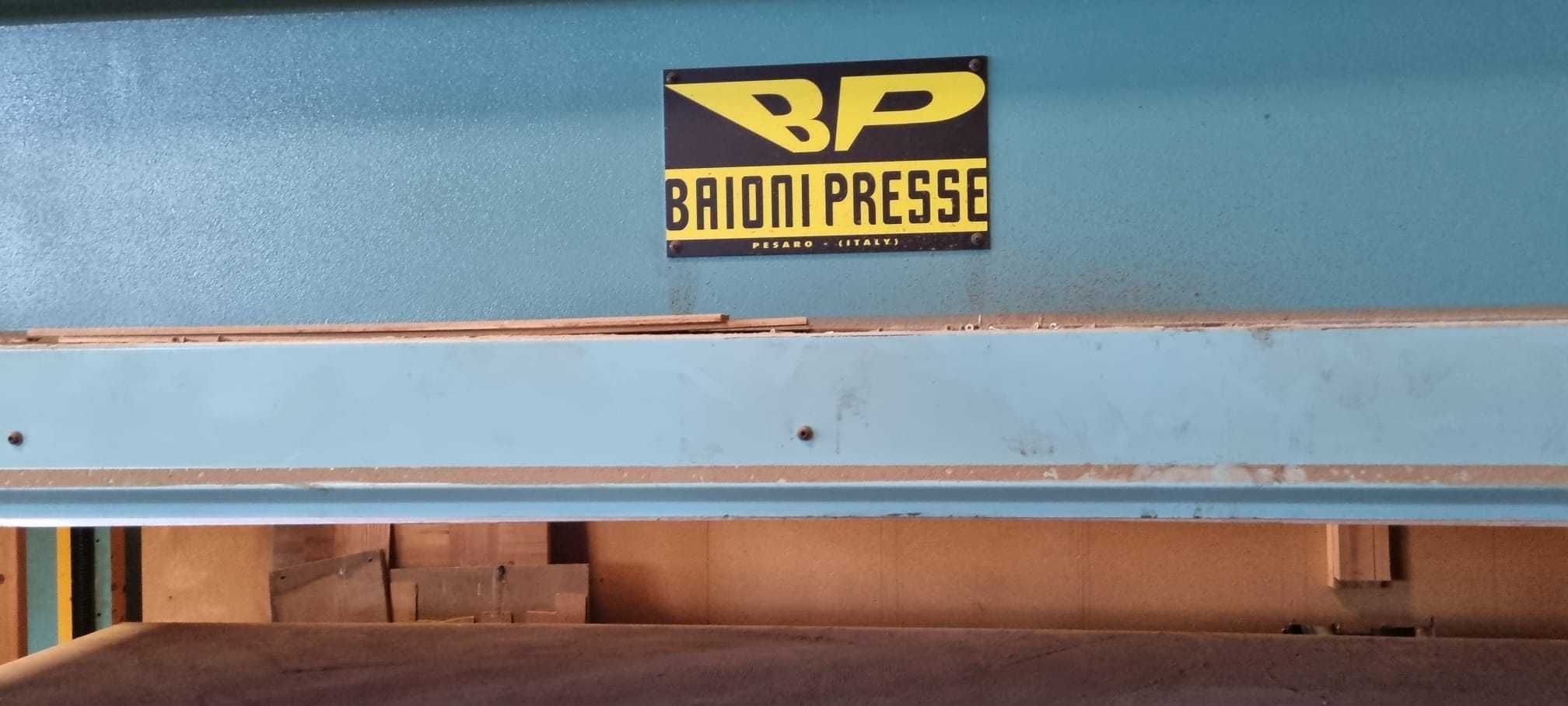 Baioni Presse - prasa półkowa elektryczna do forniru