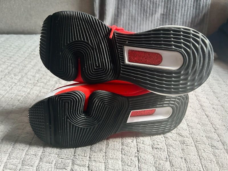 Buty Nike damskie 37.5