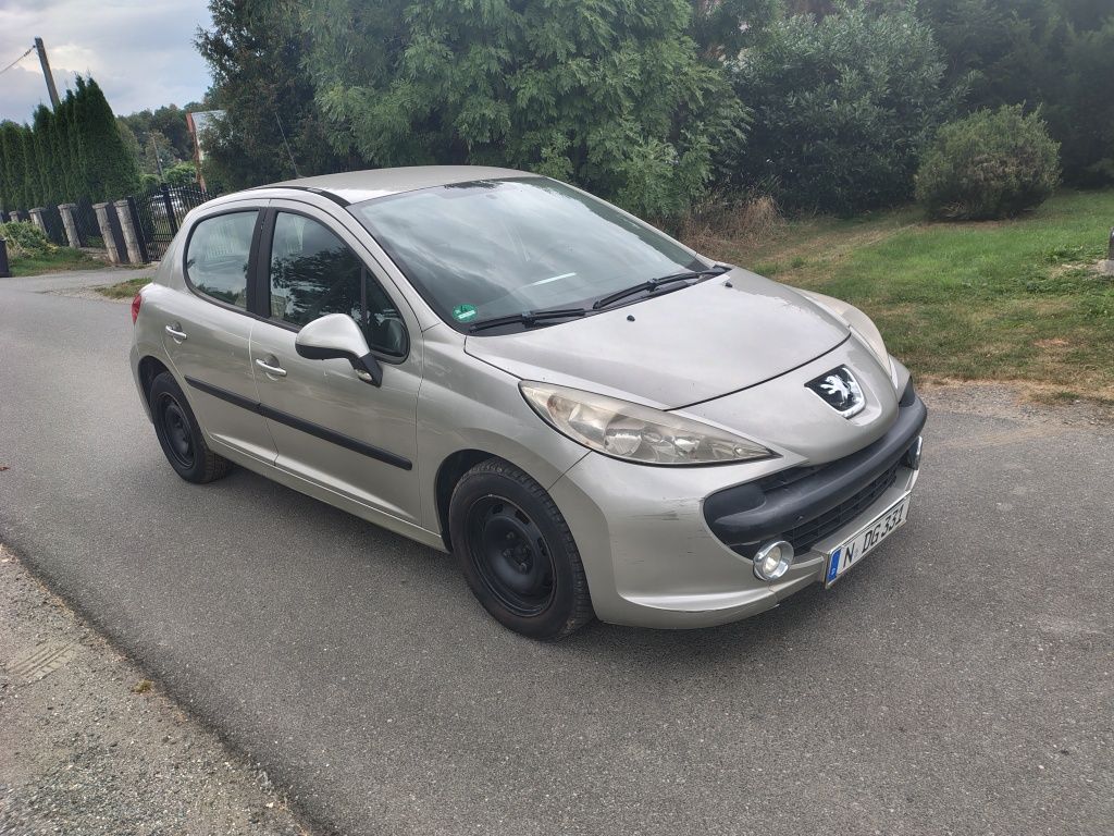 Peugeot 207 1.4 2009r