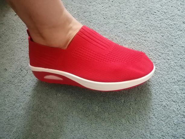 Damskie czerwone buty