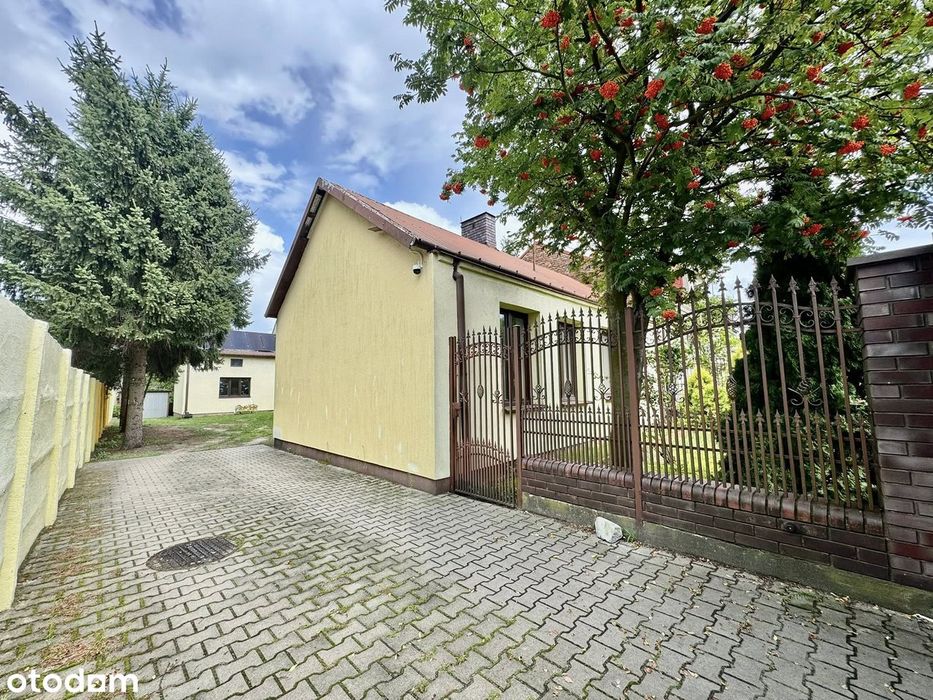 OKAZJA! Dwa domy na jednej działce z fotowoltaiką w centrum Karczewa