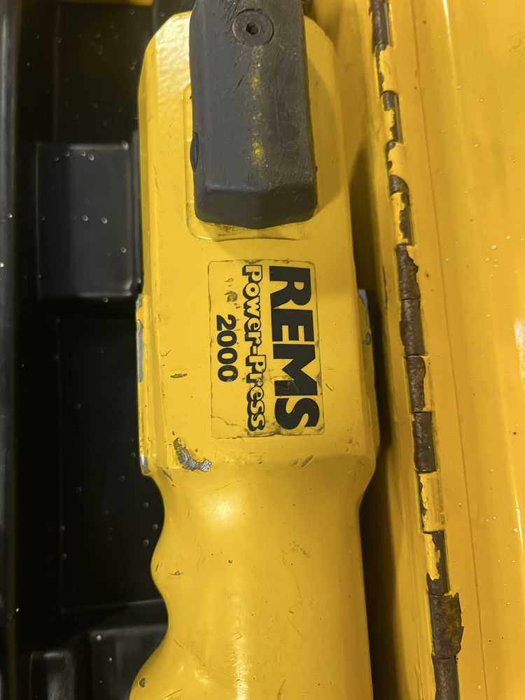 Zaciskarka do rur rems power press 2000