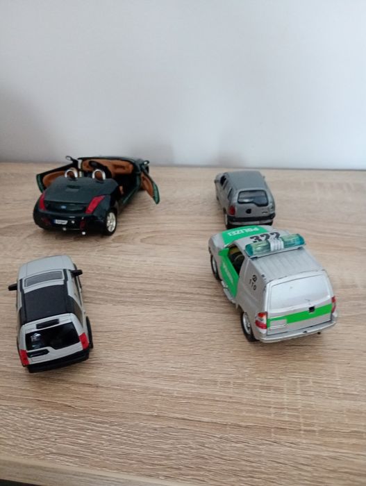 Autka skala 1:43 ford ka 1:24