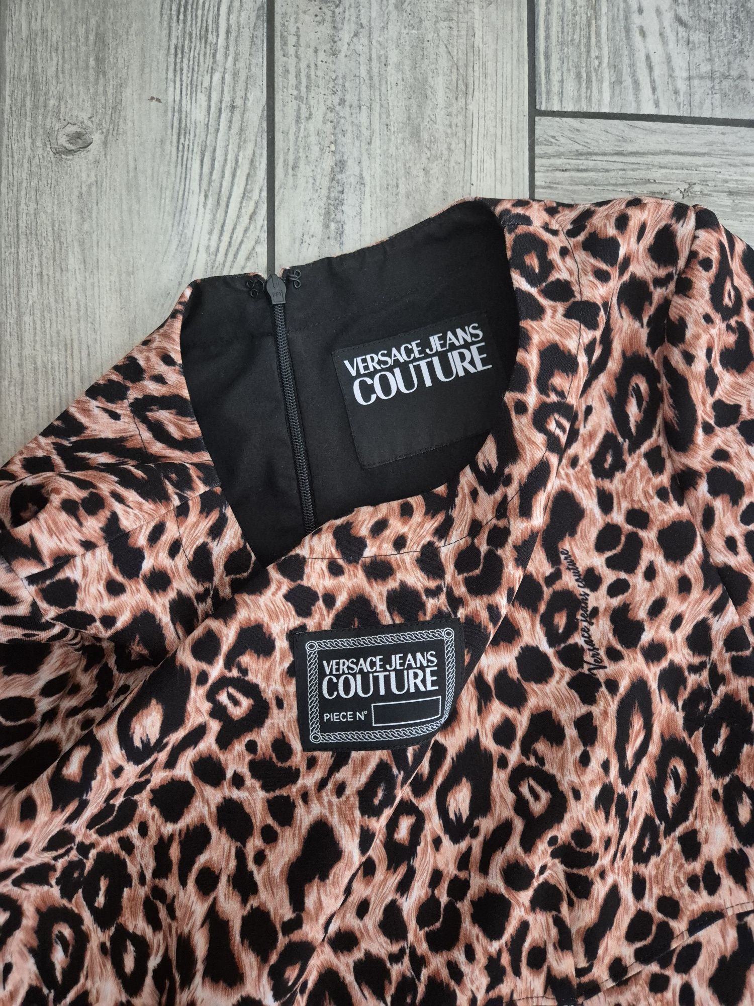 Versace Jeans Couture sukienka M gratis intimissimi  krem