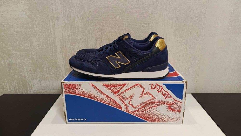 Оригінальні кросівки New Balance 996