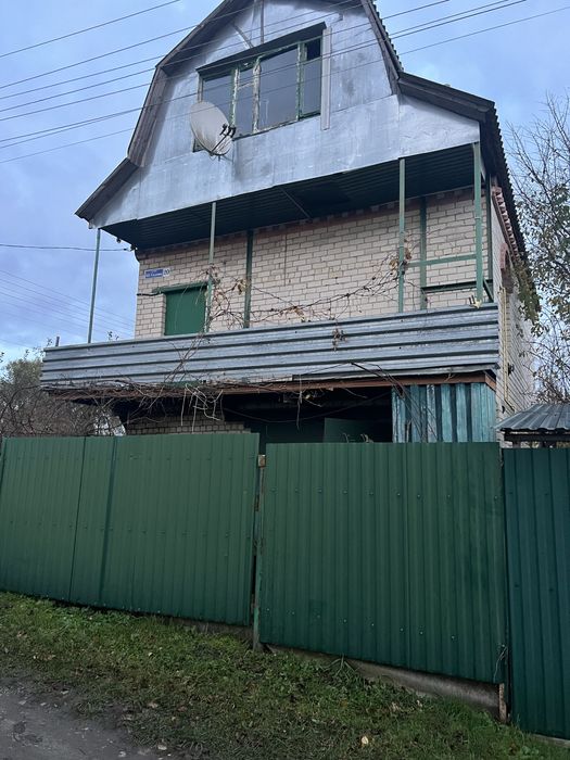 Продам будинок неподалік ресторану «ІІІ Рим»