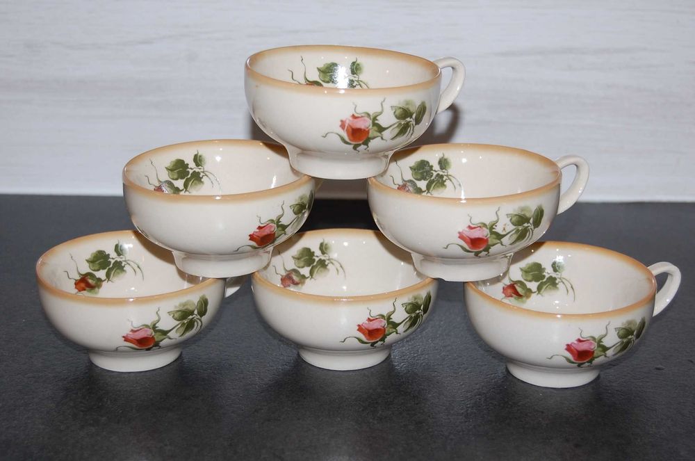 Filiżanki 6 sztuk - porcelit Chodzież - fason Saba