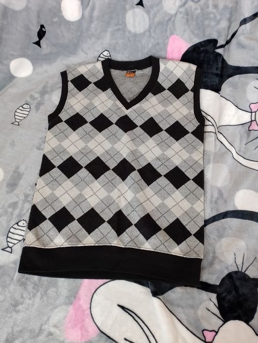 Жилетка в ромбик унисекс