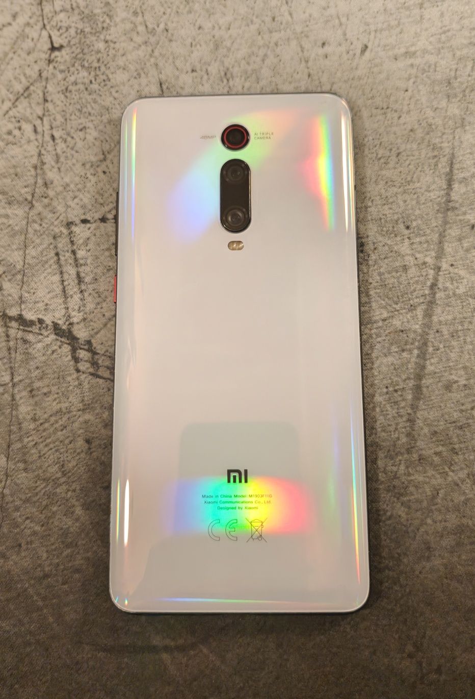 Xiaomi Mi 9T Pro 6/64GB + Earbuds + Etui