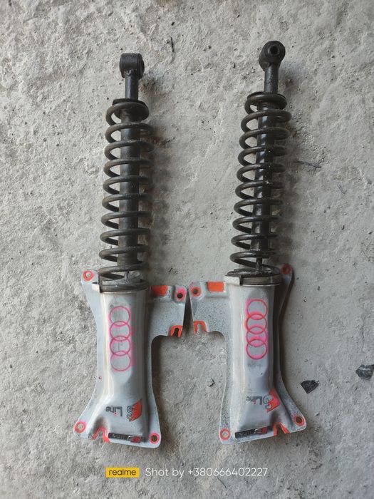 Стойка амортизатор задний Audi 80 b4 правый левый пружина кронштейн