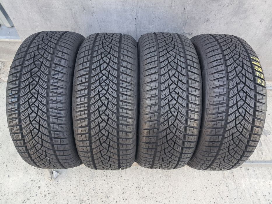 Резина зимова 99%, 225/50 R17 Good Year Ultra Grip Perfomance+ (14822)