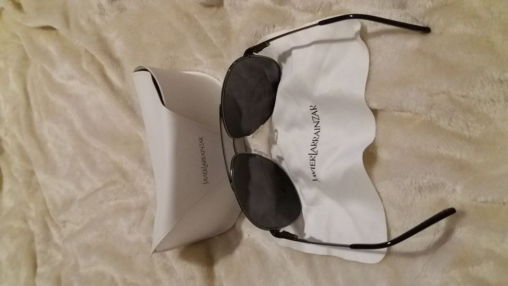 Despachar: NOVO Óculos escuros Javier Larrainzar