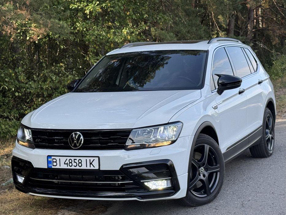 Volkswagen Tiguan R-Line MK2 Allspace