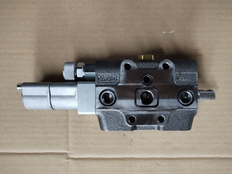 Sekcja rozdzielacza Renault Celtis  Claas Celtis